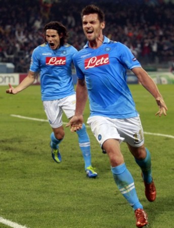 辄千万美元 辄千万美元